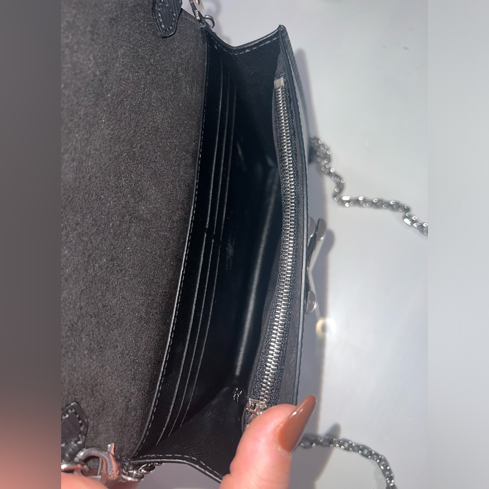 Louis Vuitton Twist Belt Chain Wallet Crossbody Bag - Picture 6 of 9